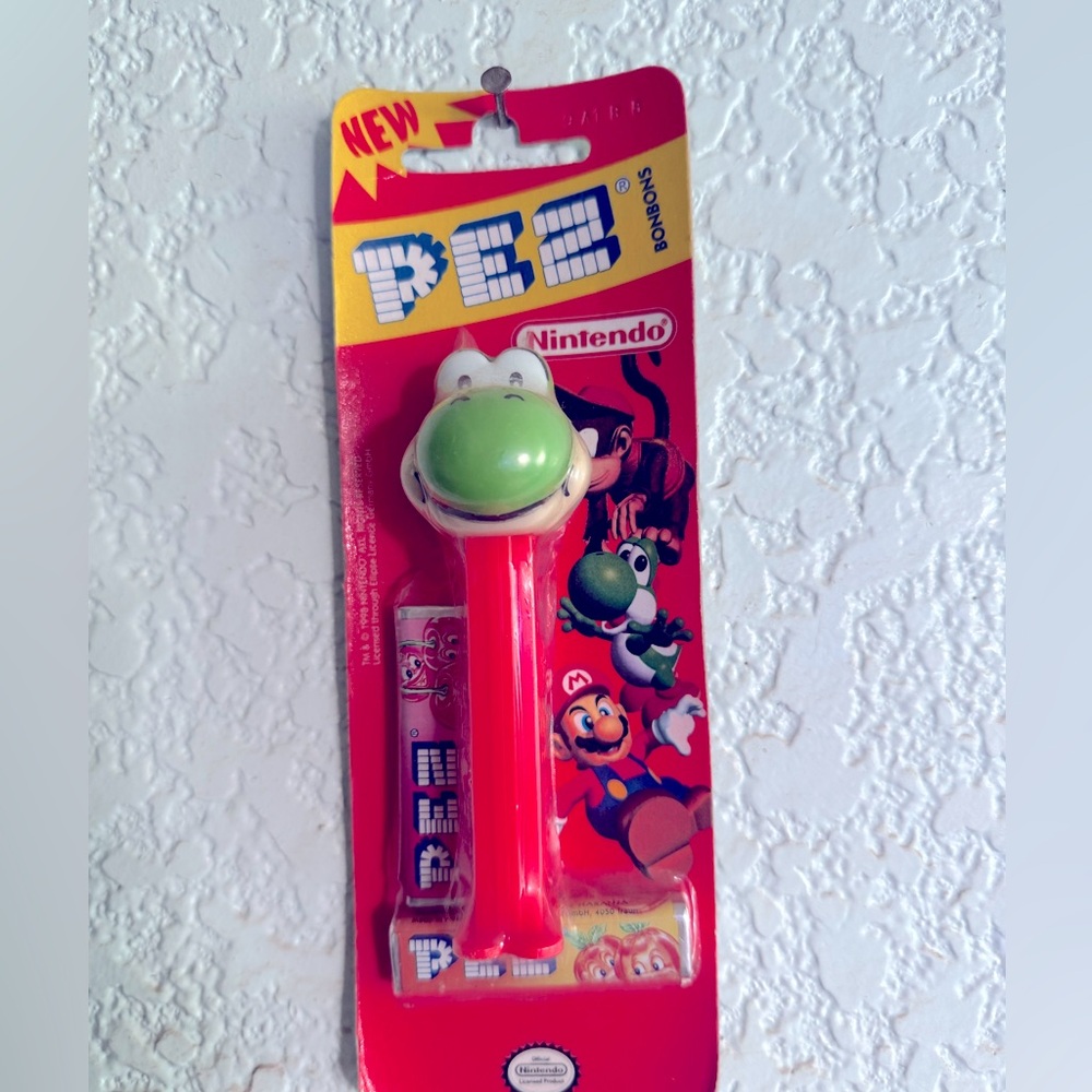 1994 Nintendo YOSHI PEZ